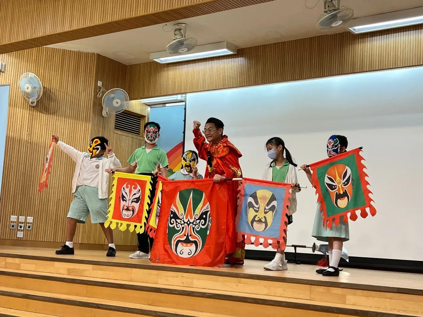 學校中華文化日 變臉表演
